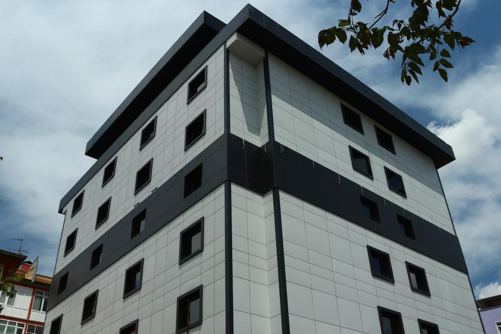 Murat Otel